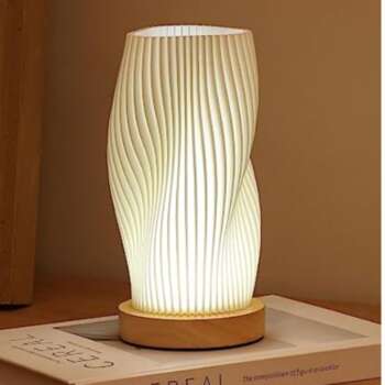 3D Printed Spiral Table Lamp