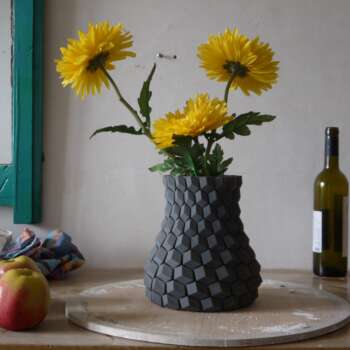 Curved honeycomb vase
